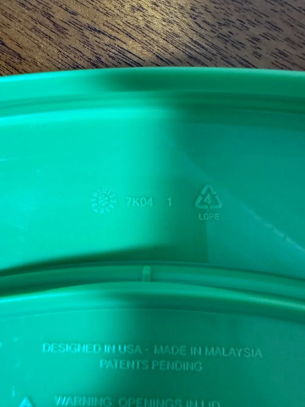 Rubbermaid 3-Piece Produce Saver Container Green Lid 14 Cups 3.3L - 7J69